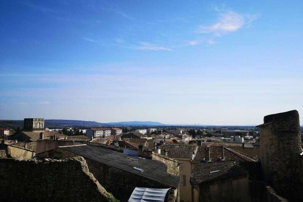 Maison De Village Meublee Avec Terrasse Donzère Buitenkant foto