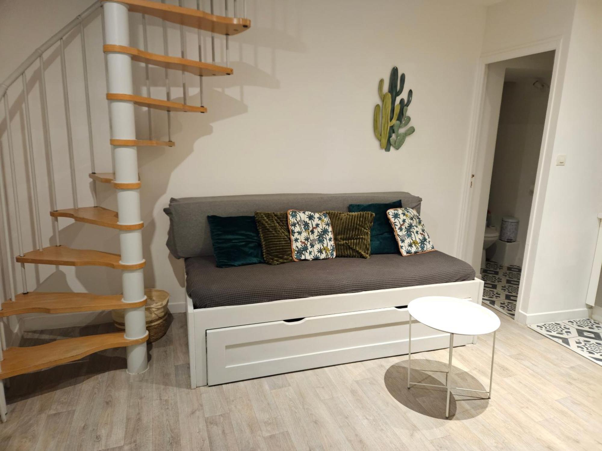 Maison De Village Meublee Avec Terrasse Donzère Buitenkant foto